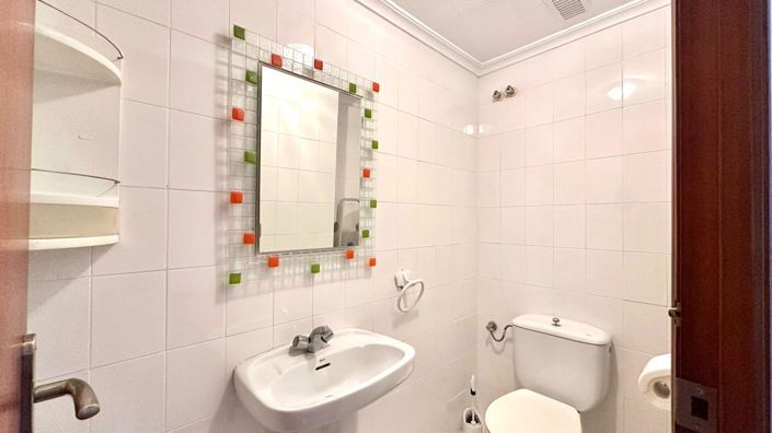 Image No.21-3 Bed Apartment for sale