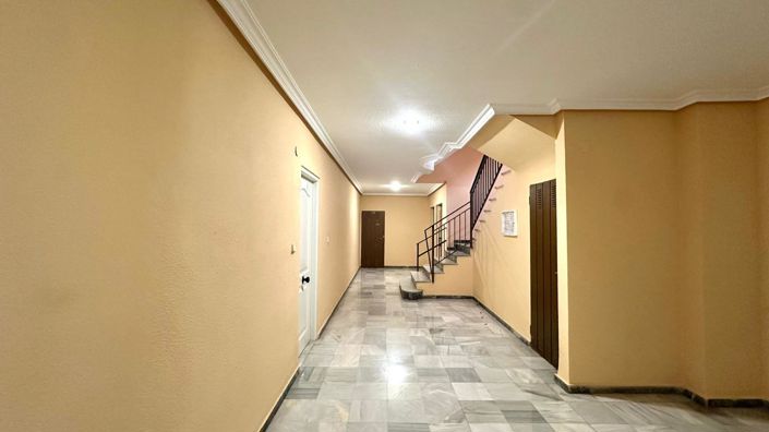 Image No.28-3 Bed Apartment for sale