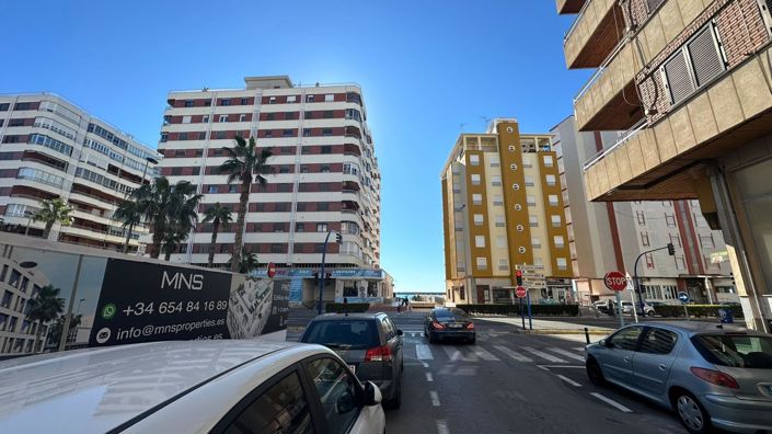 Image No.31-3 Bed Apartment for sale