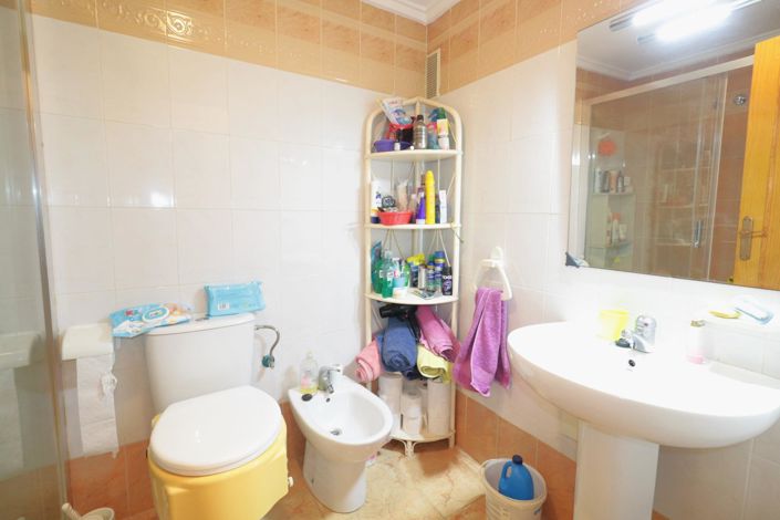 Image No.22-2 Bed Townhouse for sale