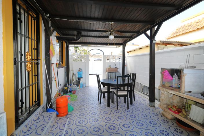 Image No.22-3 Bed Townhouse for sale