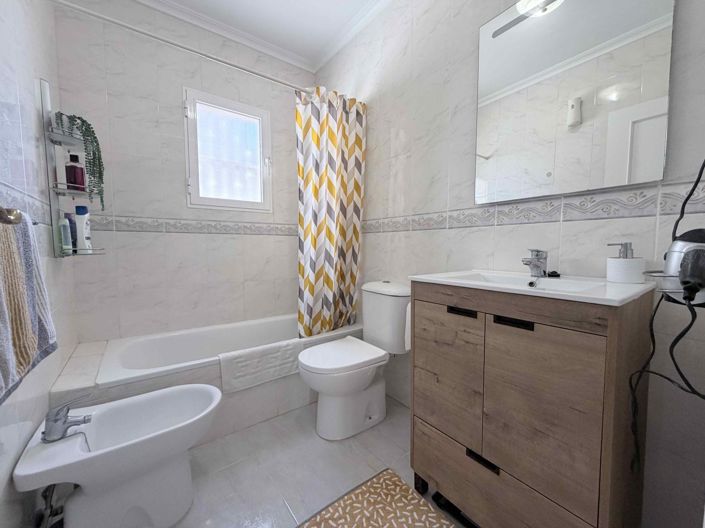 Image No.23-3 Bed Townhouse for sale