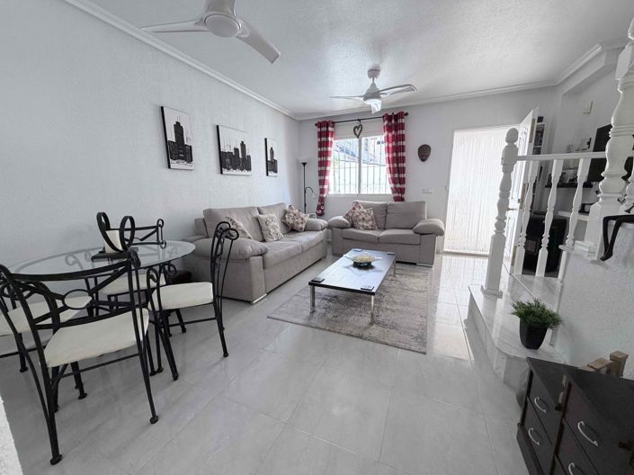 Image No.9-3 Bed Townhouse for sale