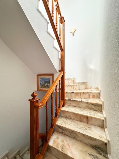 Image No.28-2 Bed Townhouse for sale