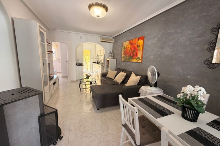 Image No.38-2 Bed Townhouse for sale