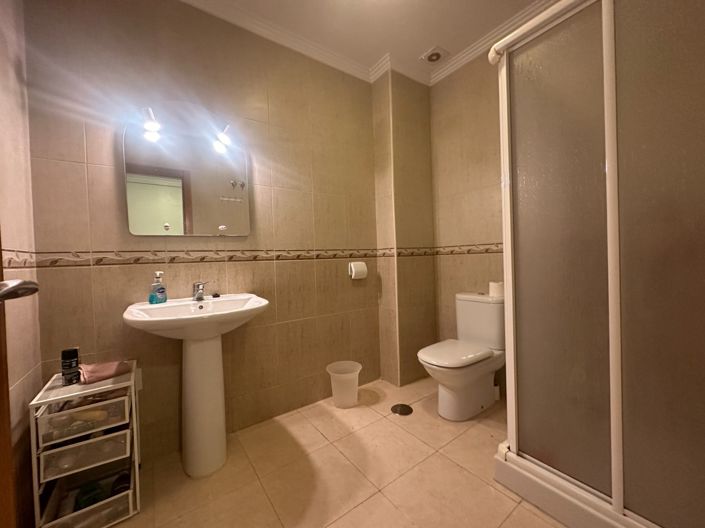 Image No.21-4 Bed Apartment for sale