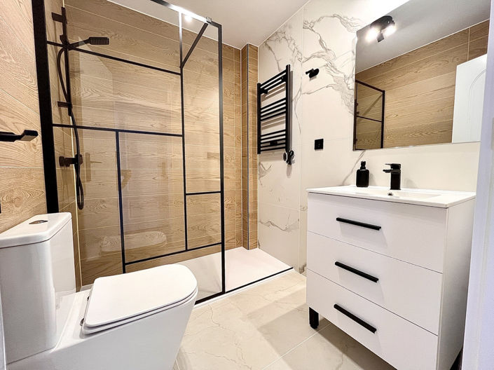 Image No.21-3 Bed Townhouse for sale