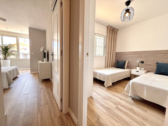 Image No.22-3 Bed Townhouse for sale