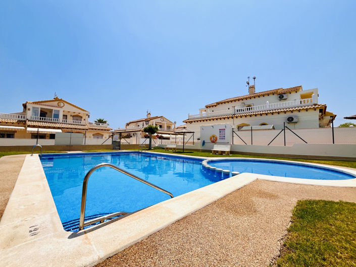 Image No.35-3 Bed Townhouse for sale