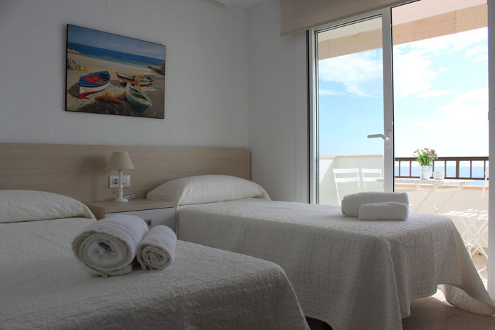 Image No.25-3 Bed Apartment for sale
