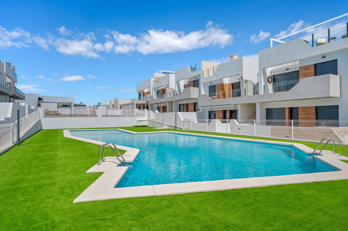 Image No.26-2 Bed Apartment for sale