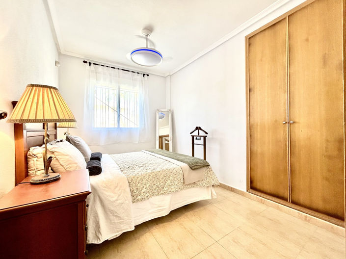 Image No.20-2 Bed Apartment for sale