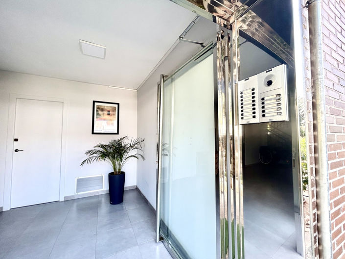 Image No.28-2 Bed Apartment for sale