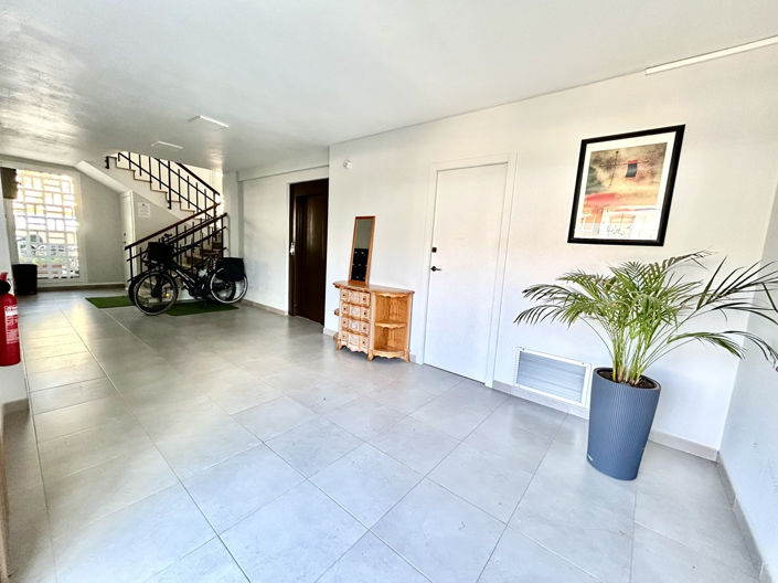 Image No.29-2 Bed Apartment for sale