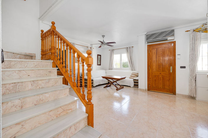 Image No.11-3 Bed Villa for sale