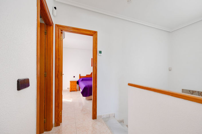Image No.30-3 Bed Villa for sale