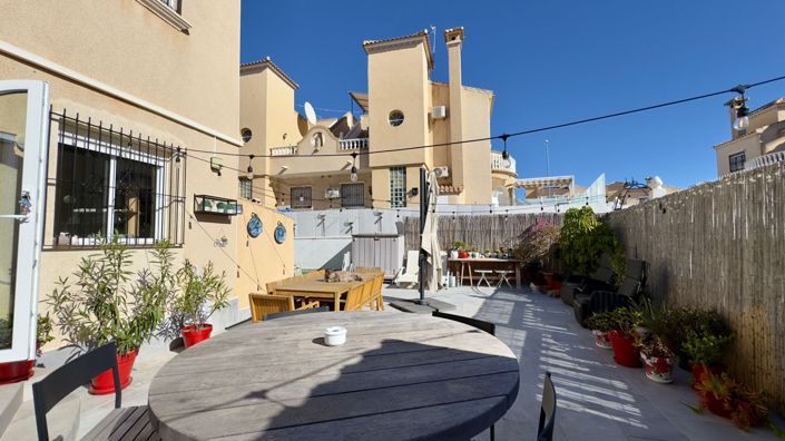 Image No.8-2 Bed Villa for sale