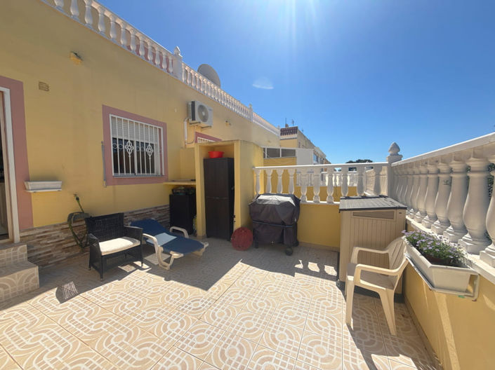 Image No.19-3 Bed Townhouse for sale