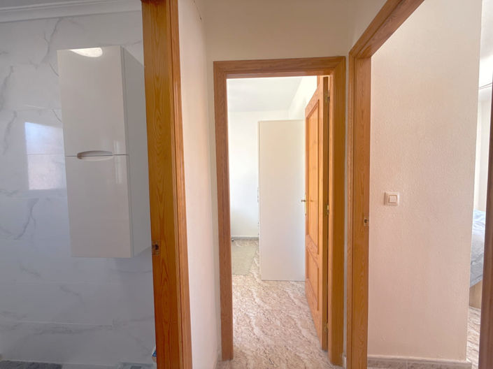 Image No.20-3 Bed Townhouse for sale