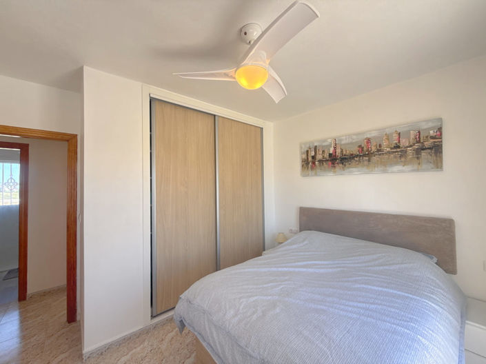 Image No.21-3 Bed Townhouse for sale