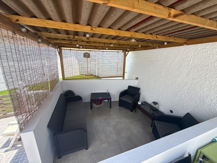 Image No.8-2 Bed Townhouse for sale