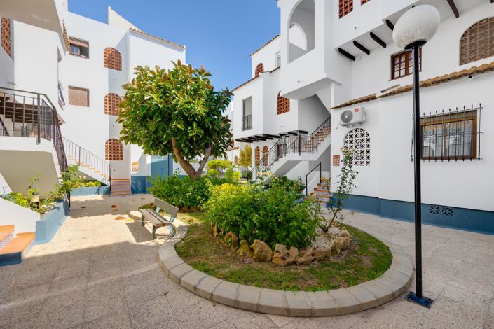 Image No.29-Appartement de 2 chambres à vendre à Torrevieja