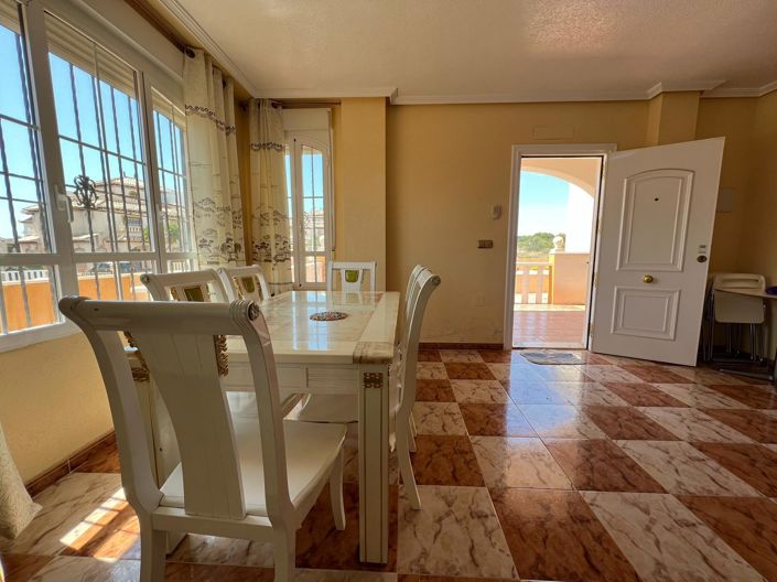 Image No.15-4 Bed Townhouse for sale
