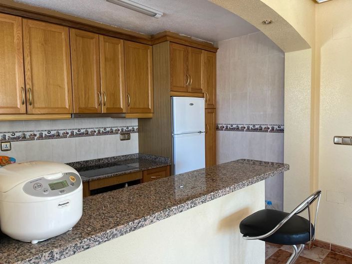 Image No.20-4 Bed Townhouse for sale