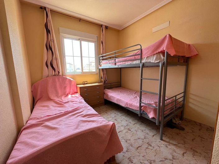 Image No.24-4 Bed Townhouse for sale