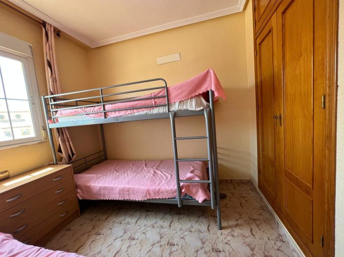 Image No.25-4 Bed Townhouse for sale