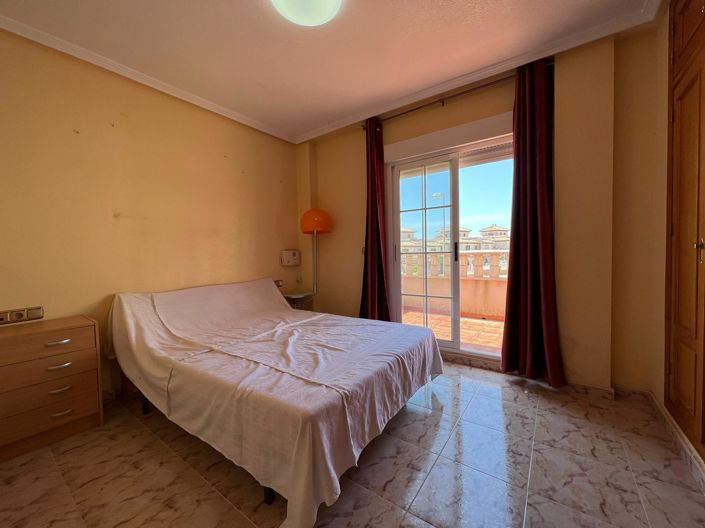 Image No.27-4 Bed Townhouse for sale