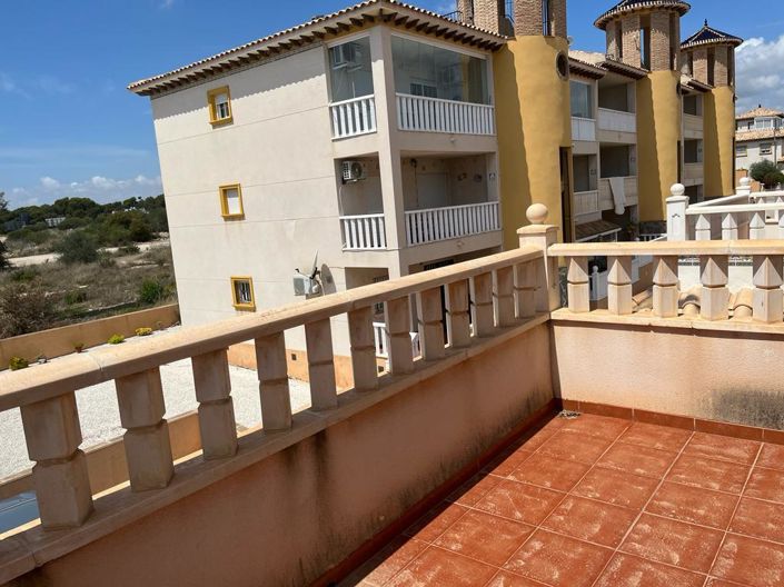 Image No.29-4 Bed Townhouse for sale