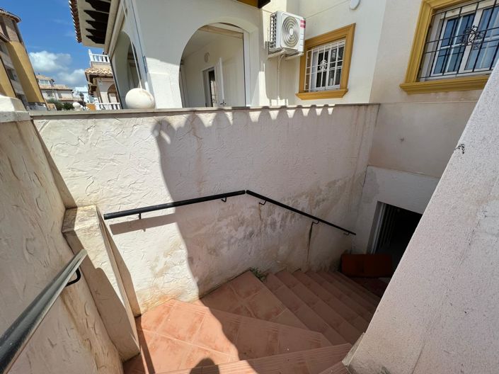 Image No.42-4 Bed Townhouse for sale
