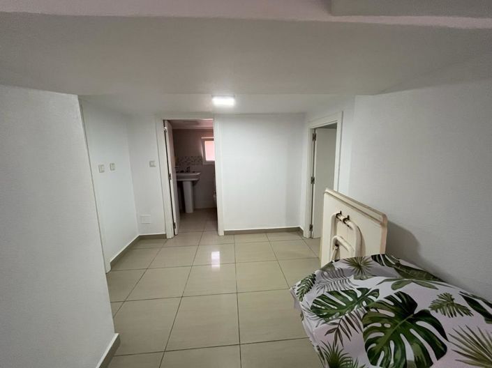 Image No.46-4 Bed Townhouse for sale