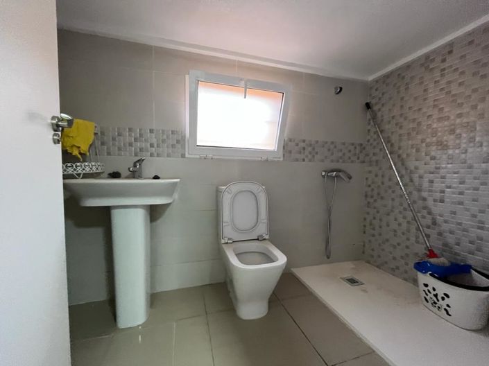 Image No.47-4 Bed Townhouse for sale