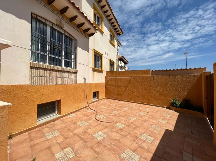 Image No.7-4 Bed Townhouse for sale