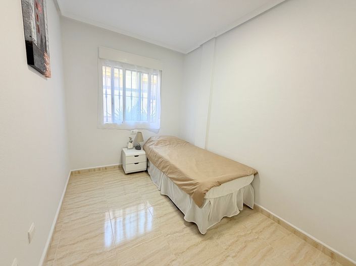 Image No.19-2 Bed Apartment for sale
