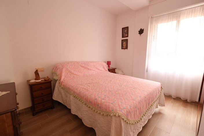 Image No.9-3 Bed Apartment for sale