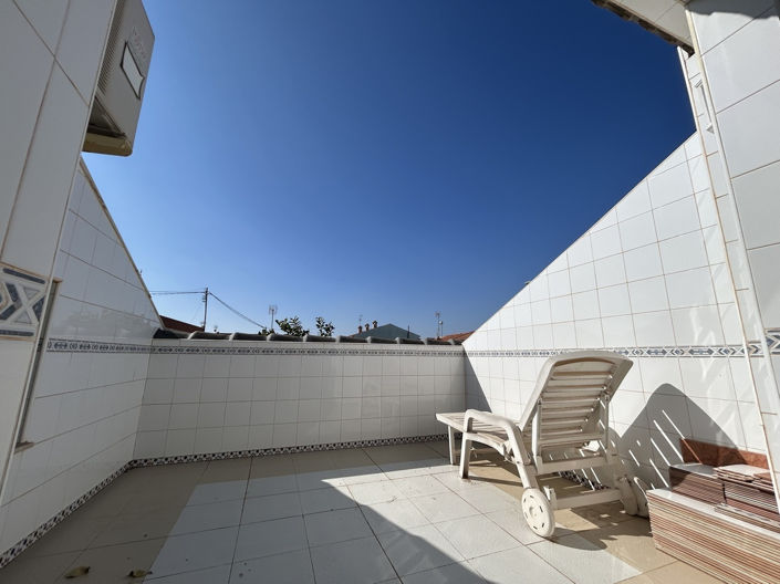 Image No.26-4 Bed Townhouse for sale