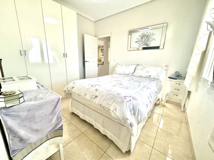 Image No.16-2 Bed Villa for sale