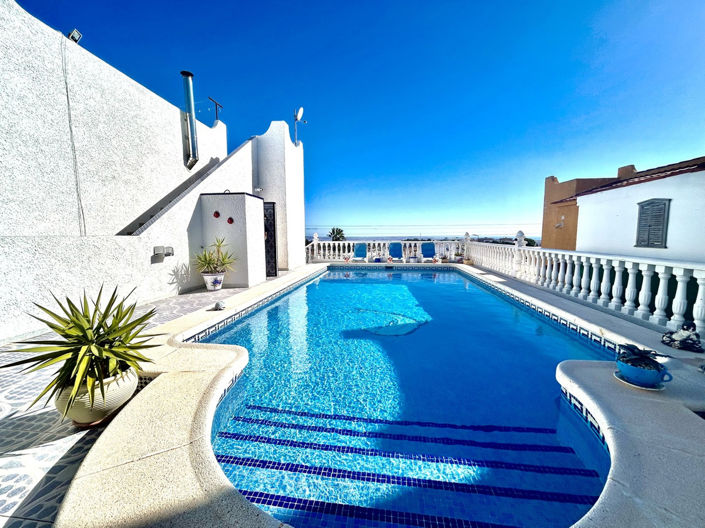 Image No.21-2 Bed Villa for sale