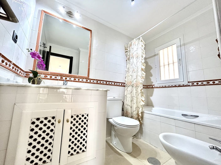 Image No.20-2 Bed Apartment for sale
