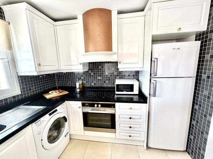Image No.8-2 Bed Apartment for sale