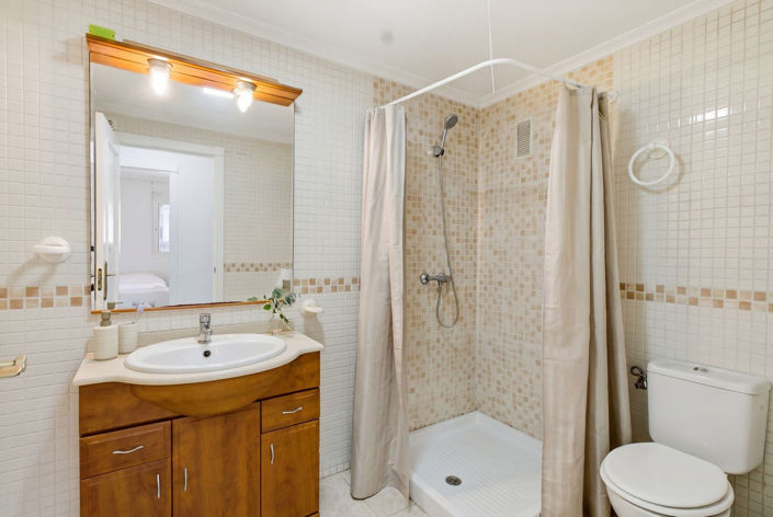 Image No.10-2 Bed Apartment for sale