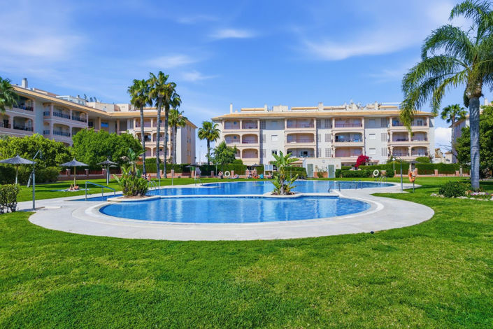 Image No.16-2 Bed Apartment for sale