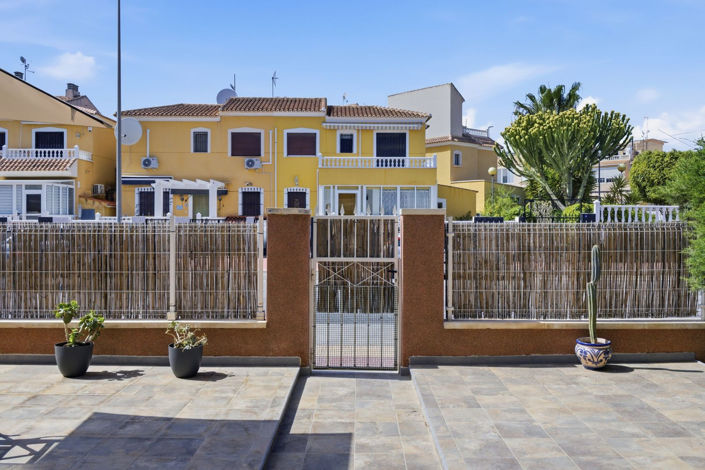 Image No.25-2 Bed Apartment for sale