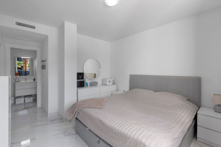 Image No.15-2 Bed Apartment for sale