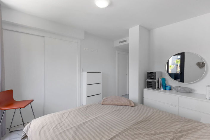 Image No.17-2 Bed Apartment for sale