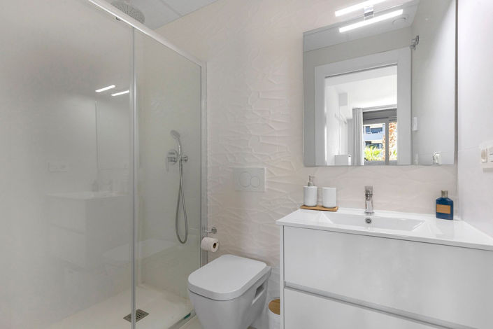 Image No.19-2 Bed Apartment for sale