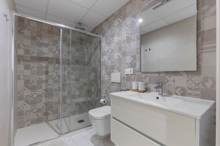 Image No.22-2 Bed Apartment for sale